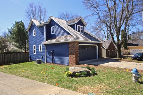 Tiny photo for 1612 E Camby Court #W-H, Bloomington, IN 47401 (MLS # 202641186)