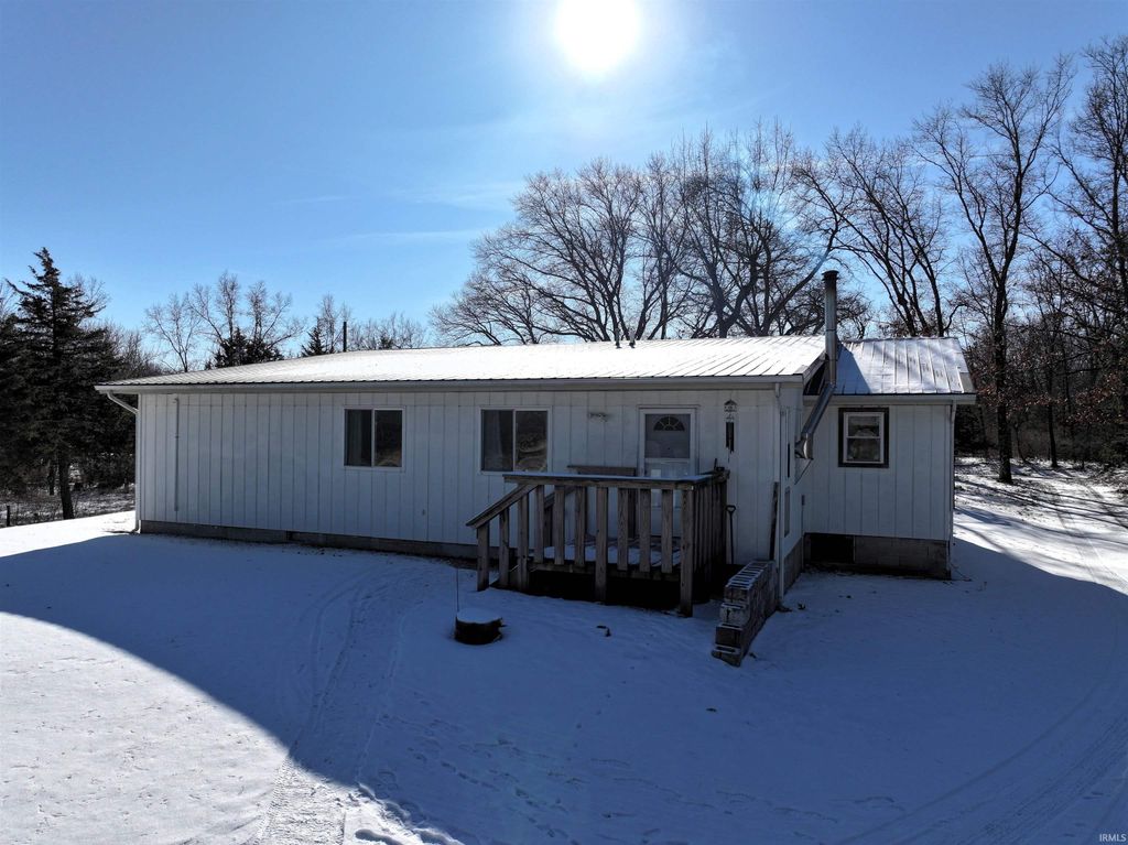Photo of 15500 W 450 North Road, Medaryville, IN 47957 (MLS # 202602182)