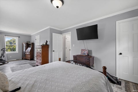 Tiny photo for 1243 Bellgrade Avenue, Loogootee, IN 47553 (MLS # 202630675)
