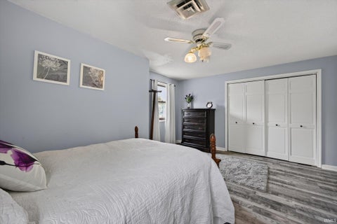 Tiny photo for 1243 Bellgrade Avenue, Loogootee, IN 47553 (MLS # 202630675)