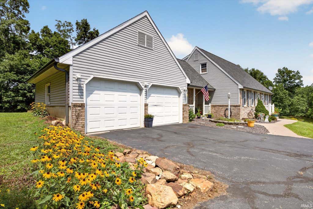 Photo of 1243 Bellgrade Avenue, Loogootee, IN 47553 (MLS # 202630675)