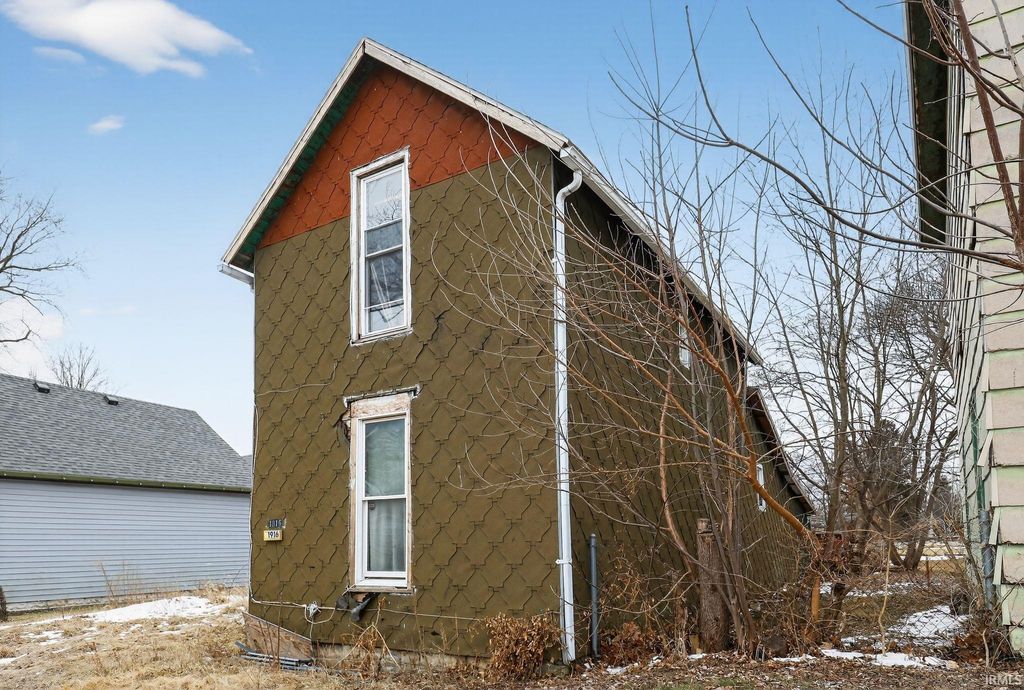 Photo of 1916 S George Street, Marion, IN 46953 (MLS # 202602122)