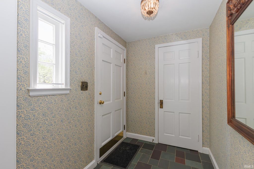 Photo of 908 W Waid Avenue, Muncie, IN 47303 (MLS # 202614894)