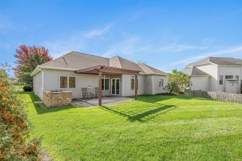 Tiny photo for 5321 San Georgio Cove, Fort Wayne, IN 46845 (MLS # 202639211)