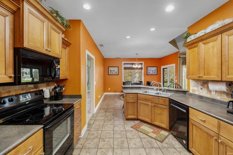 Tiny photo for 5321 San Georgio Cove, Fort Wayne, IN 46845 (MLS # 202639211)