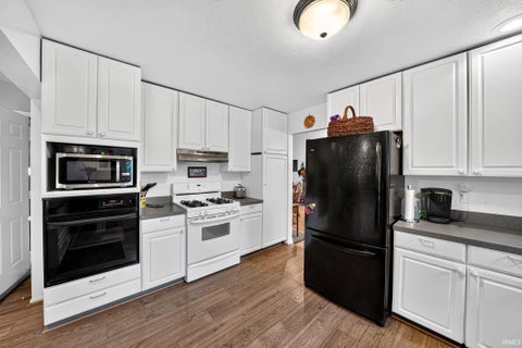 Tiny photo for 57271 Sandy Pine Trail, South Bend, IN 46619 (MLS # 202642208)