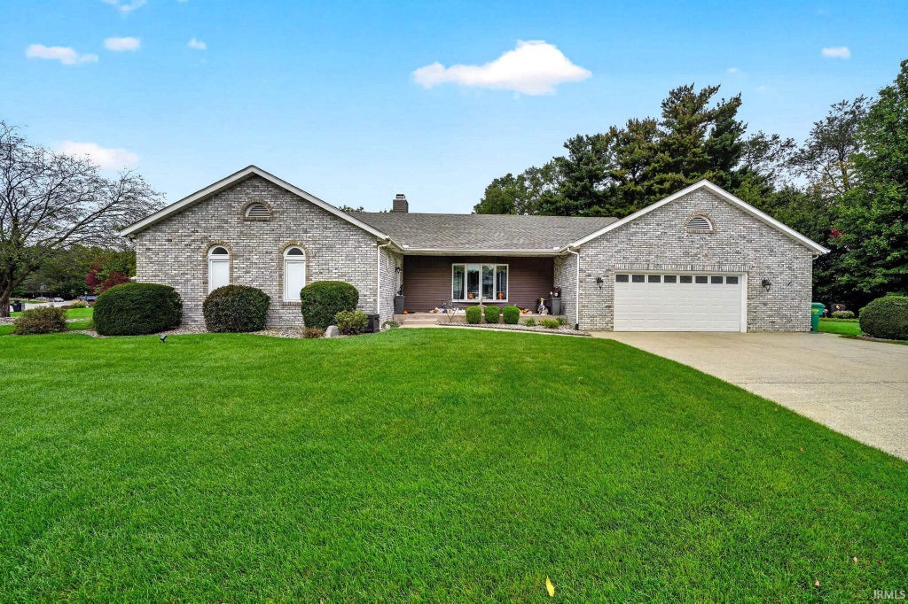 Photo of 57271 Sandy Pine Trail, South Bend, IN 46619 (MLS # 202642208)
