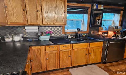 Tiny photo for 605 E Jackson Street, Flora, IN 46929 (MLS # 202630783)