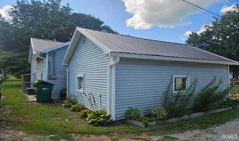 Tiny photo for 605 E Jackson Street, Flora, IN 46929 (MLS # 202630783)