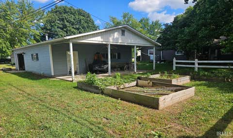 Tiny photo for 605 E Jackson Street, Flora, IN 46929 (MLS # 202630783)