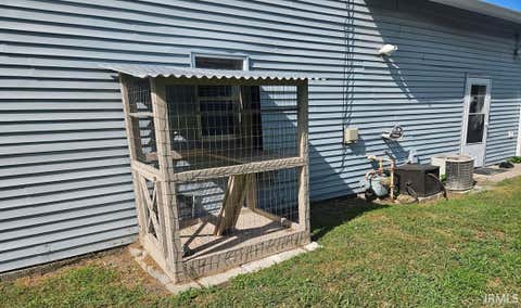 Tiny photo for 605 E Jackson Street, Flora, IN 46929 (MLS # 202630783)