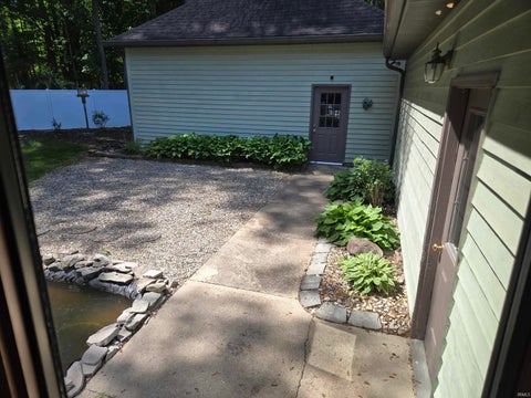 Tiny photo for 5231 Kings Court CT, Logansport, IN 46947 (MLS # 202637561)