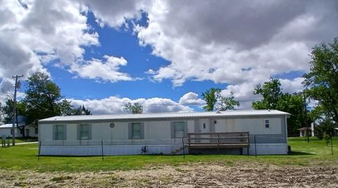 Tiny photo for 350 S Main Street, Macy, IN 46951 (MLS # 202616309)