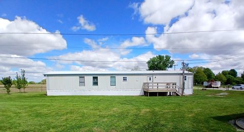 Photo of 350 S Main Street, Macy, IN 46951 (MLS # 202616309)