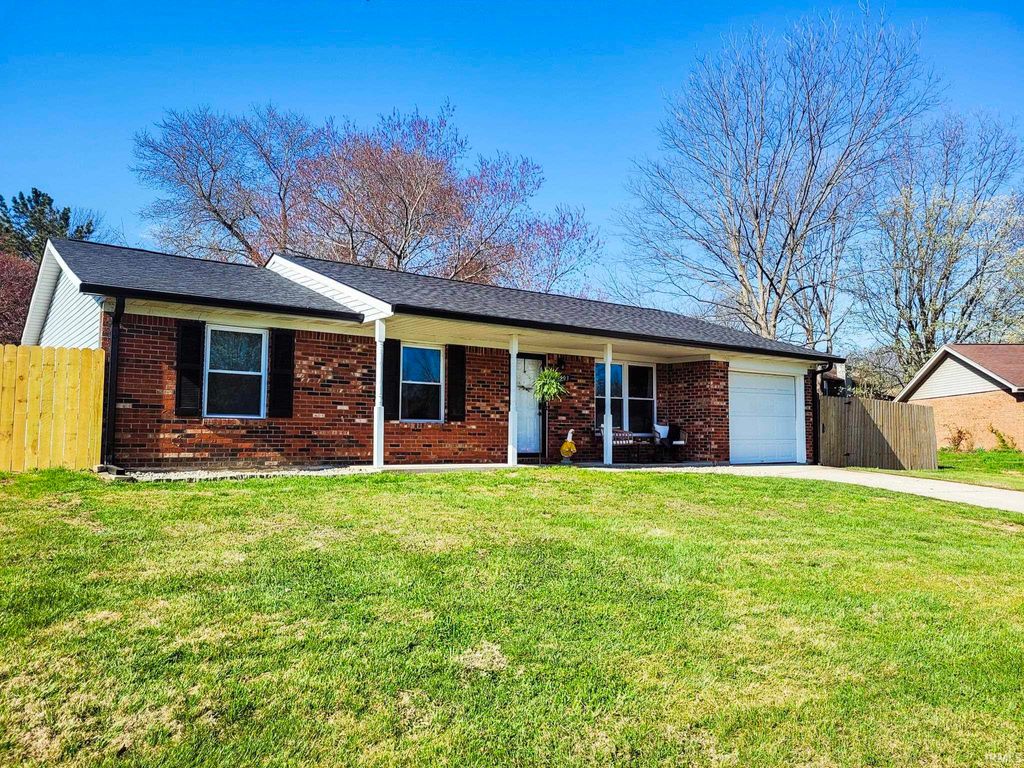 Photo of 4603 Kevin Court, Jeffersonville, IN 47130 (MLS # 202609623)