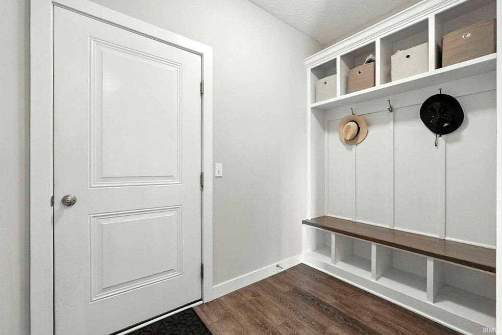 Photo of 1268 Lieto Lane, Fort Wayne, IN 46818 (MLS # 202547912)