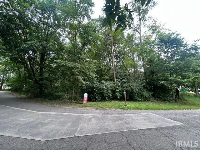 Photo of 328 Terry Lane #0, Mishawaka, IN 46544 (MLS # 202635700)