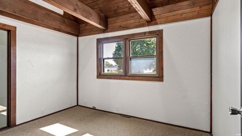 Tiny photo for 600 E Markland Avenue, Kokomo, IN 46902 (MLS # 202542849)