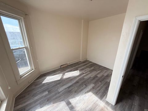 Tiny photo for 20 Ewing Street, Peru, IN 46970 (MLS # 202539770)