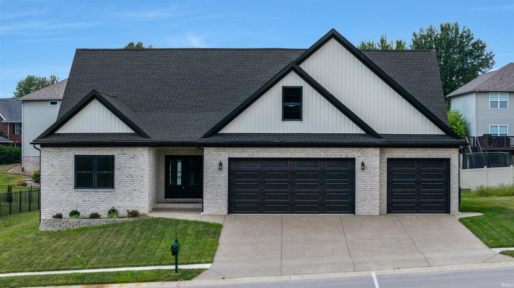 Photo of 19014 Amherst Lane, Evansville, IN 47725 (MLS # 202546836)