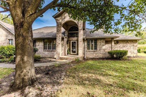 Photo of 4808 N Camelot Drive, Muncie, IN 47304 (MLS # 202541275)