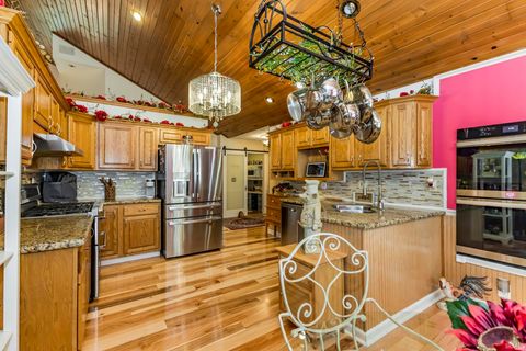 Tiny photo for 4808 N Camelot Drive, Muncie, IN 47304 (MLS # 202541275)