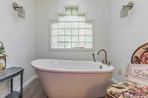 Tiny photo for 4808 N Camelot Drive, Muncie, IN 47304 (MLS # 202541275)