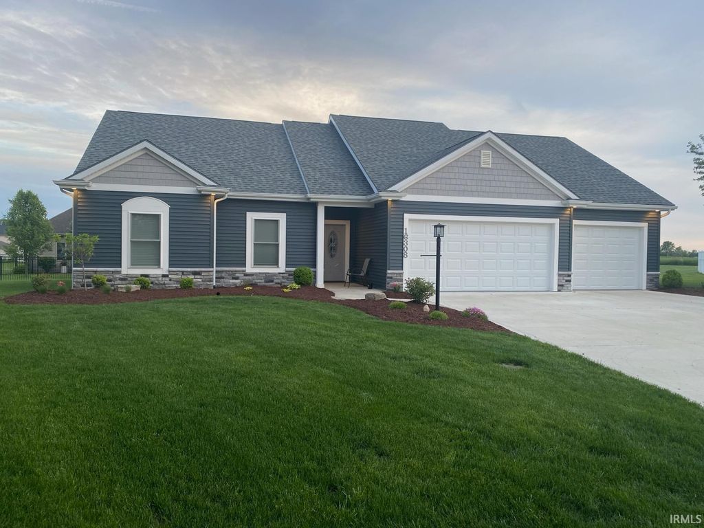 Photo of 16308 Hawk Ridge Court, Harlan, IN 46743 (MLS # 202547869)