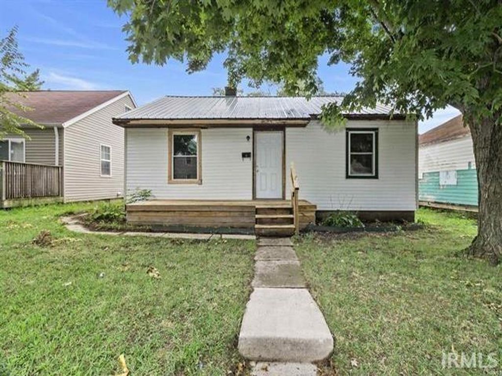 Photo of 2807 S Nebraska Street, Marion, IN 46953 (MLS # 202603190)