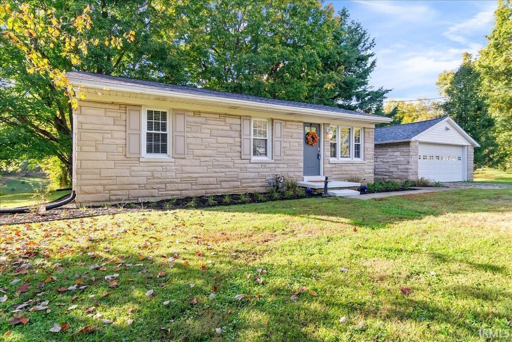 Photo of 801 Sharon Road, Newburgh, IN 47630 (MLS # 202644510)