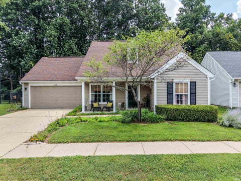 Photo of 2209 S Laurelwood Drive, Bloomington, IN 47401 (MLS # 202628951)
