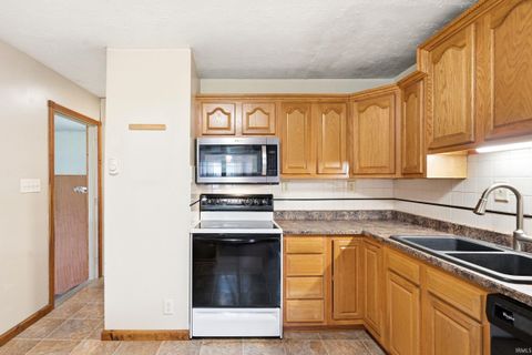 Tiny photo for 605 N Main Street, Gaston, IN 47342 (MLS # 202612690)