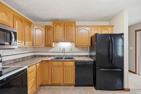 Tiny photo for 605 N Main Street, Gaston, IN 47342 (MLS # 202612690)