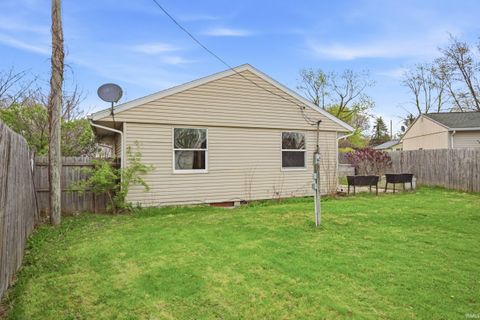 Tiny photo for 605 N Main Street, Gaston, IN 47342 (MLS # 202612690)