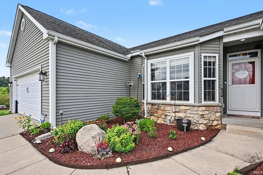 Photo of 6819 Lutz Drive, South Bend, IN 46614 (MLS # 202634546)