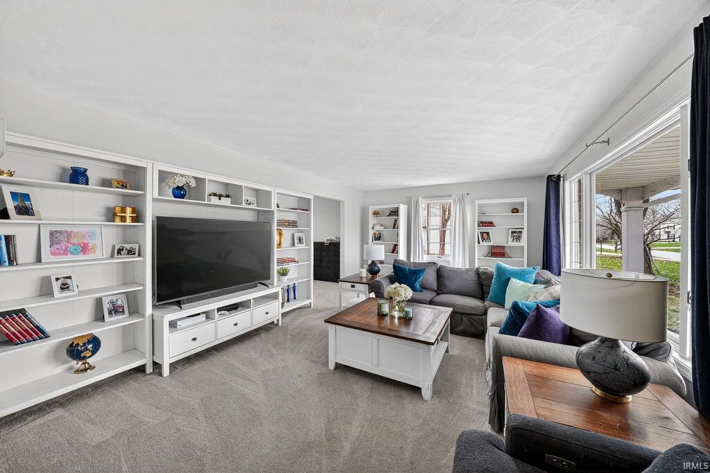 Photo of 16507 Barryknoll Way, Granger, IN 46530 (MLS # 202611046)