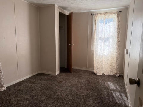 Tiny photo for 1521 E Lincolnway Way, Mishawaka, IN 46544 (MLS # 202640356)