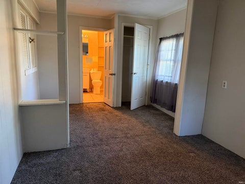 Tiny photo for 1521 E Lincolnway Way, Mishawaka, IN 46544 (MLS # 202640356)