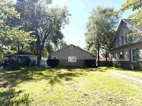Photo for 1521 E Lincolnway Way