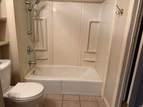Tiny photo for 1521 E Lincolnway Way, Mishawaka, IN 46544 (MLS # 202640356)