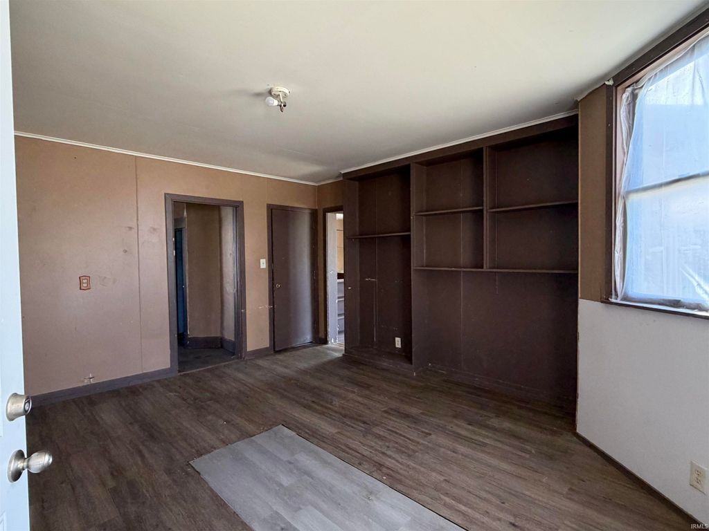 Photo of 201 S D Street, Marion, IN 46952 (MLS # 202608370)