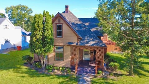 Photo of 401 E Main Street, Chalmers, IN 47929 (MLS # 202625295)