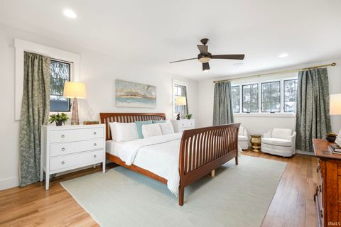 Tiny photo for 522 Napoleon Street, South Bend, IN 46617 (MLS # 202607157)