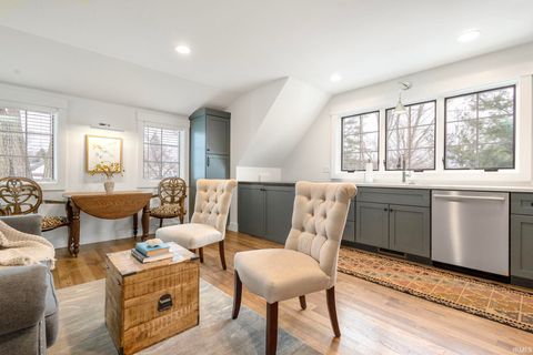 Tiny photo for 522 Napoleon Street, South Bend, IN 46617 (MLS # 202607157)