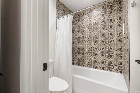 Tiny photo for 522 Napoleon Street, South Bend, IN 46617 (MLS # 202607157)