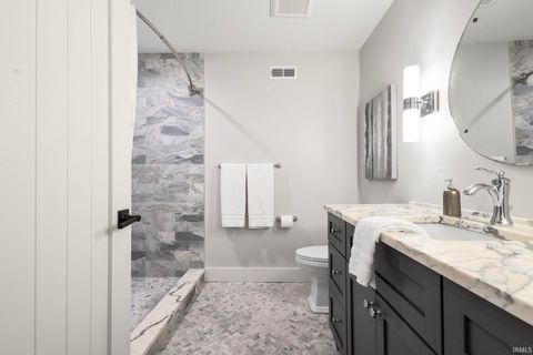 Tiny photo for 522 Napoleon Street, South Bend, IN 46617 (MLS # 202607157)