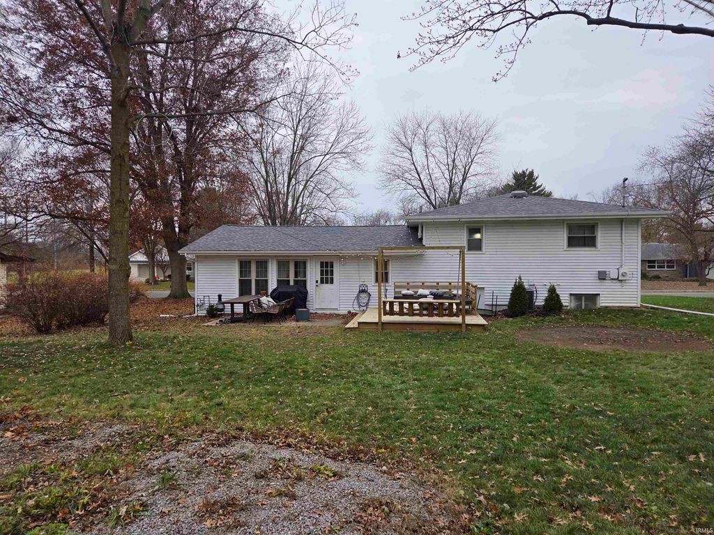 Photo of 218 Iwo Street, Auburn, IN 46706 (MLS # 202547186)