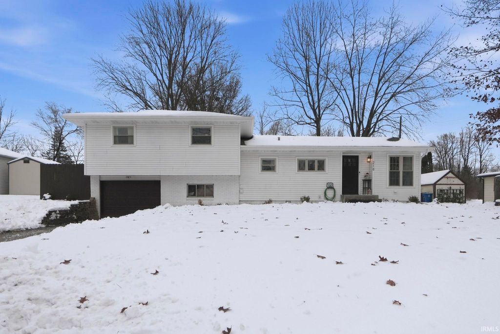 Photo of 218 Iwo Street, Auburn, IN 46706 (MLS # 202547186)