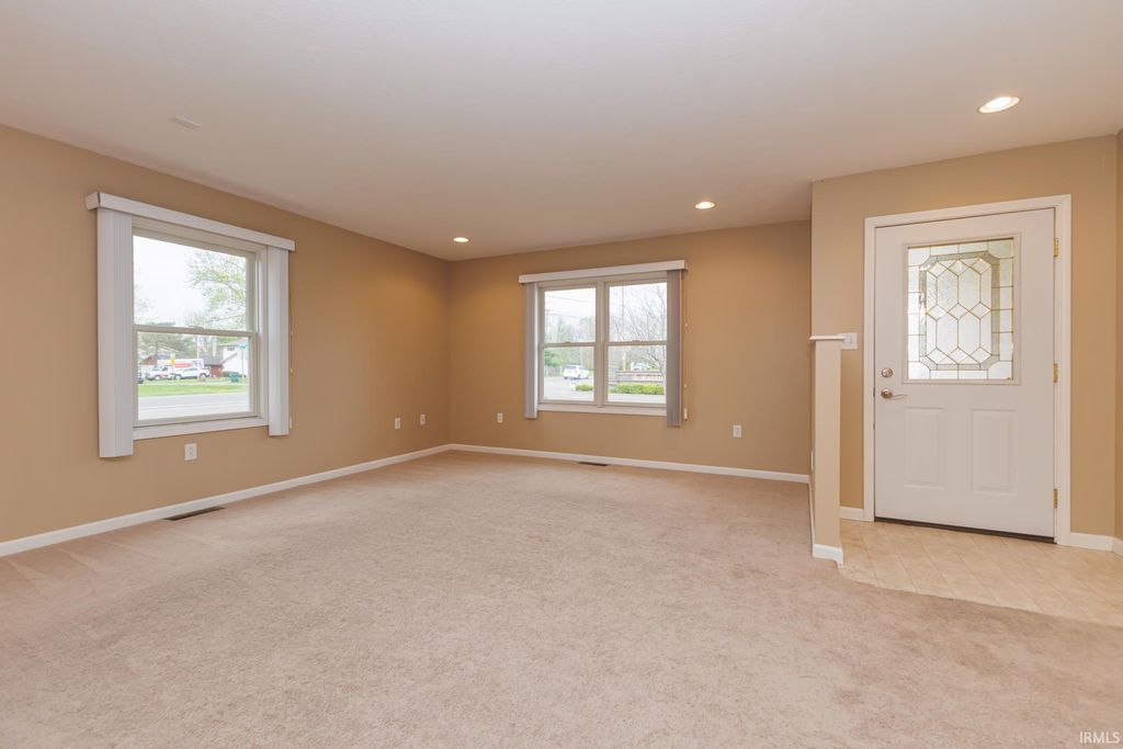 Photo of 101 E Charter Drive, Muncie, IN 47303 (MLS # 202612661)