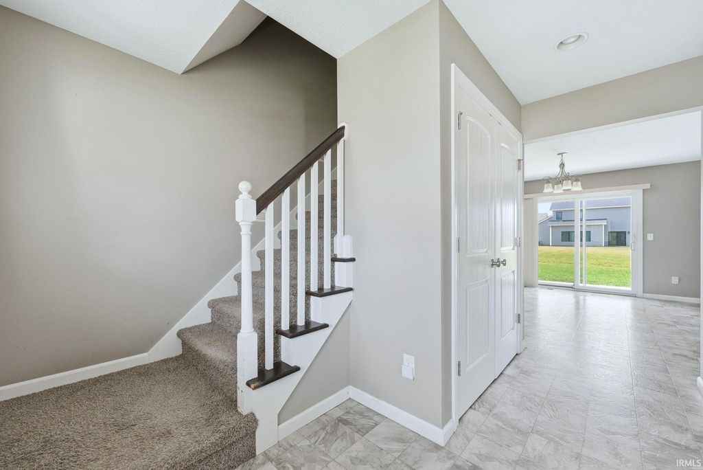 Photo of 2085 Lindenwood Avenue, Warsaw, IN 46580 (MLS # 202608786)